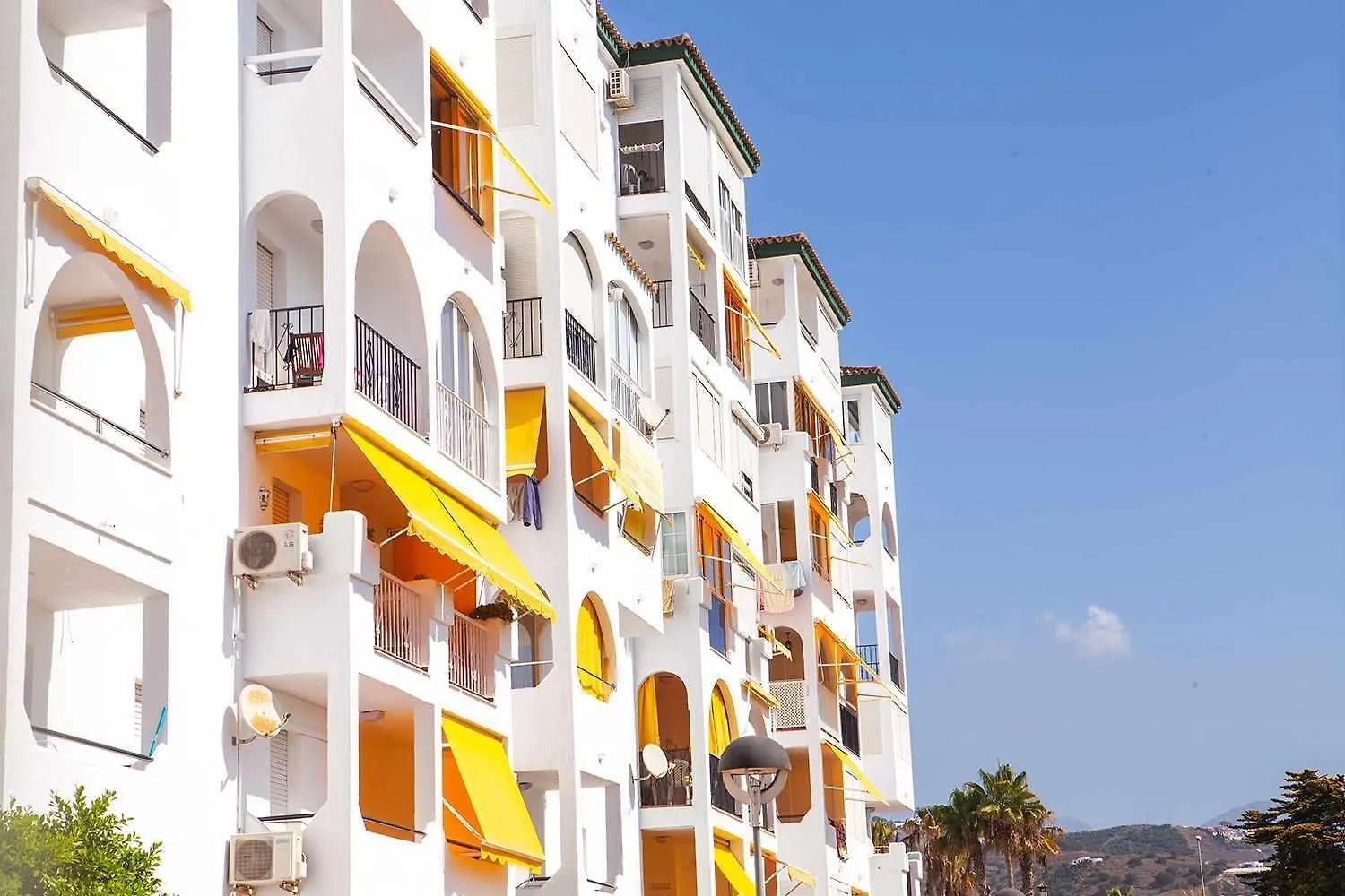 Apartamento A 100M De Playa Piscina Y Todos Los Servicios Torrox