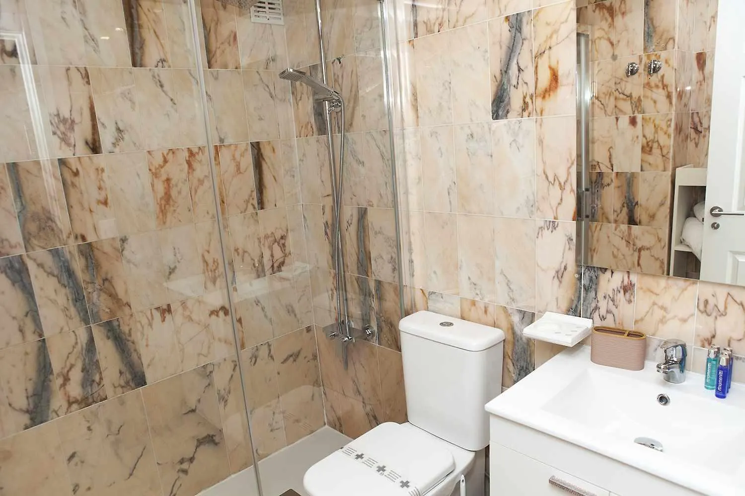 Apartamento A 100M De Playa Piscina Y Todos Los Servicios Torrox España