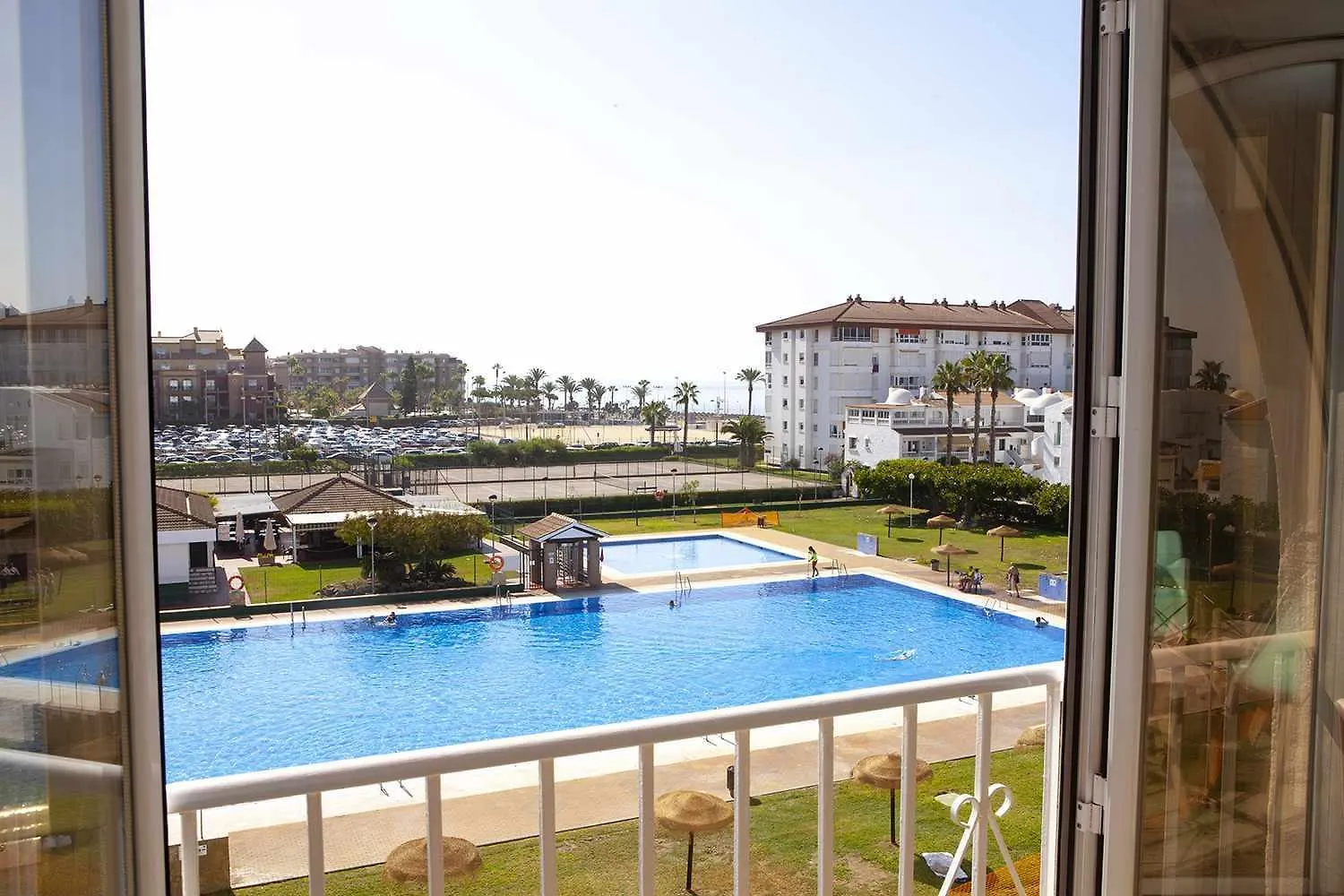 Apartamento A 100M De Playa Piscina Y Todos Los Servicios Torrox España