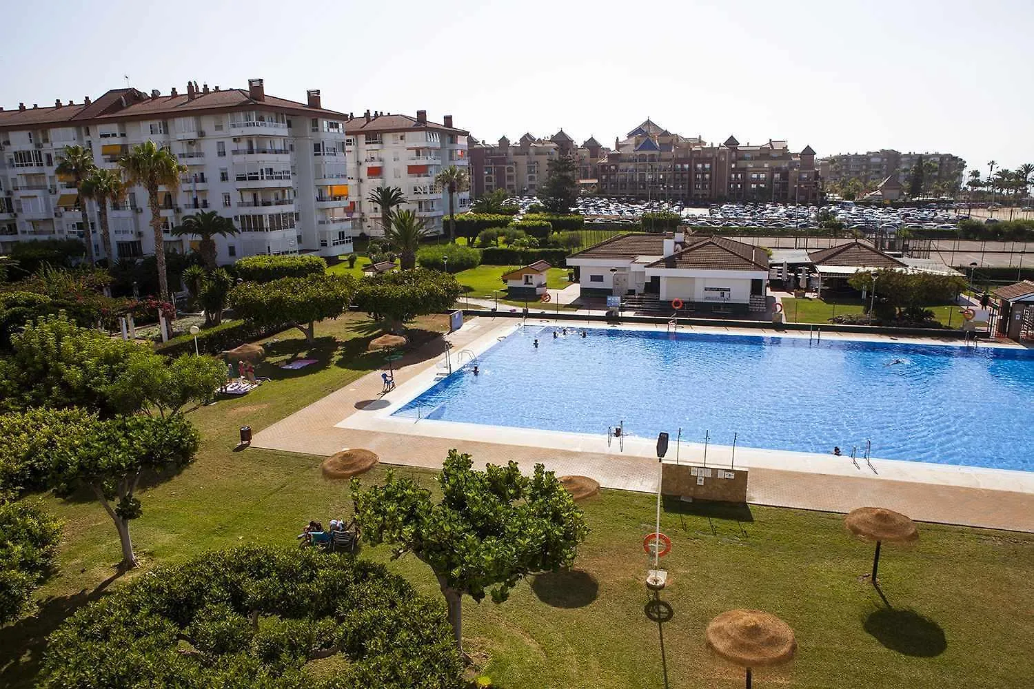 Apartamento A 100M De Playa Piscina Y Todos Los Servicios Torrox